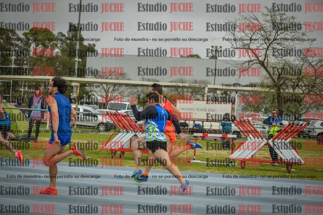 Fotos de los 100 m llanos de varones