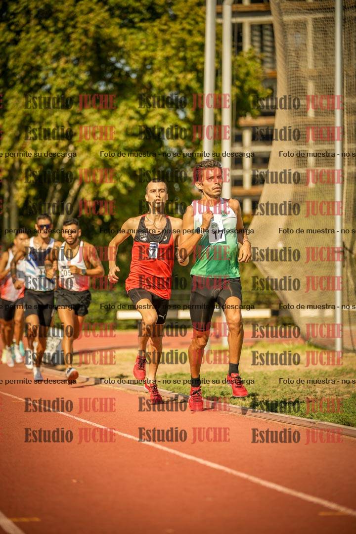Fotos de los 3000 m llanos de varones