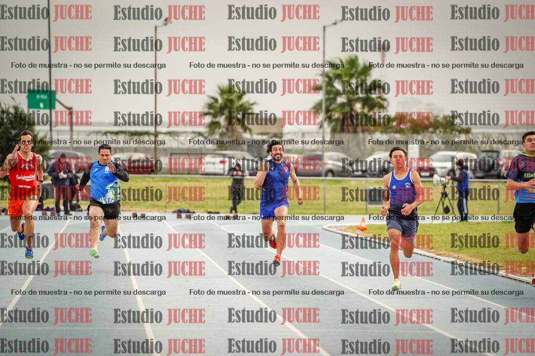 Fotos de los 100 m llanos de varones