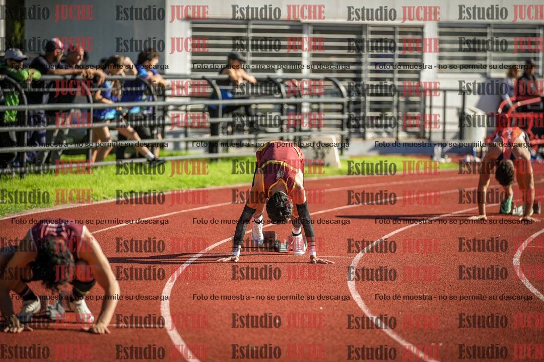 Fotos de los 400 m con vallas de varones
