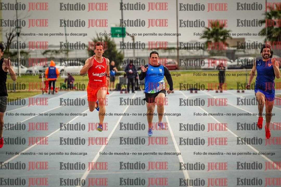 Fotos de los 100 m llanos de varones