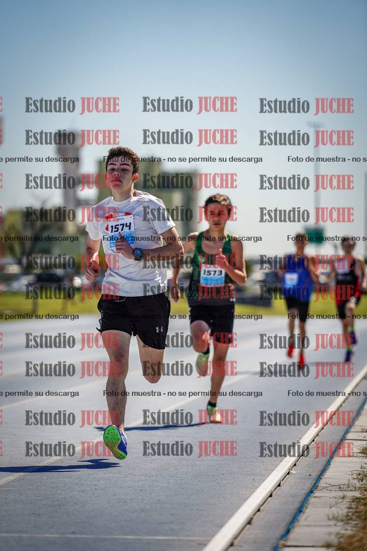Fotos de los 600 m llanos de varones