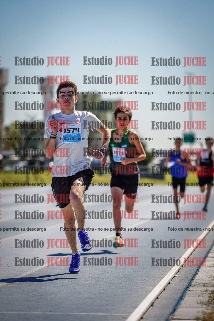 Fotos de los 600 m llanos de varones