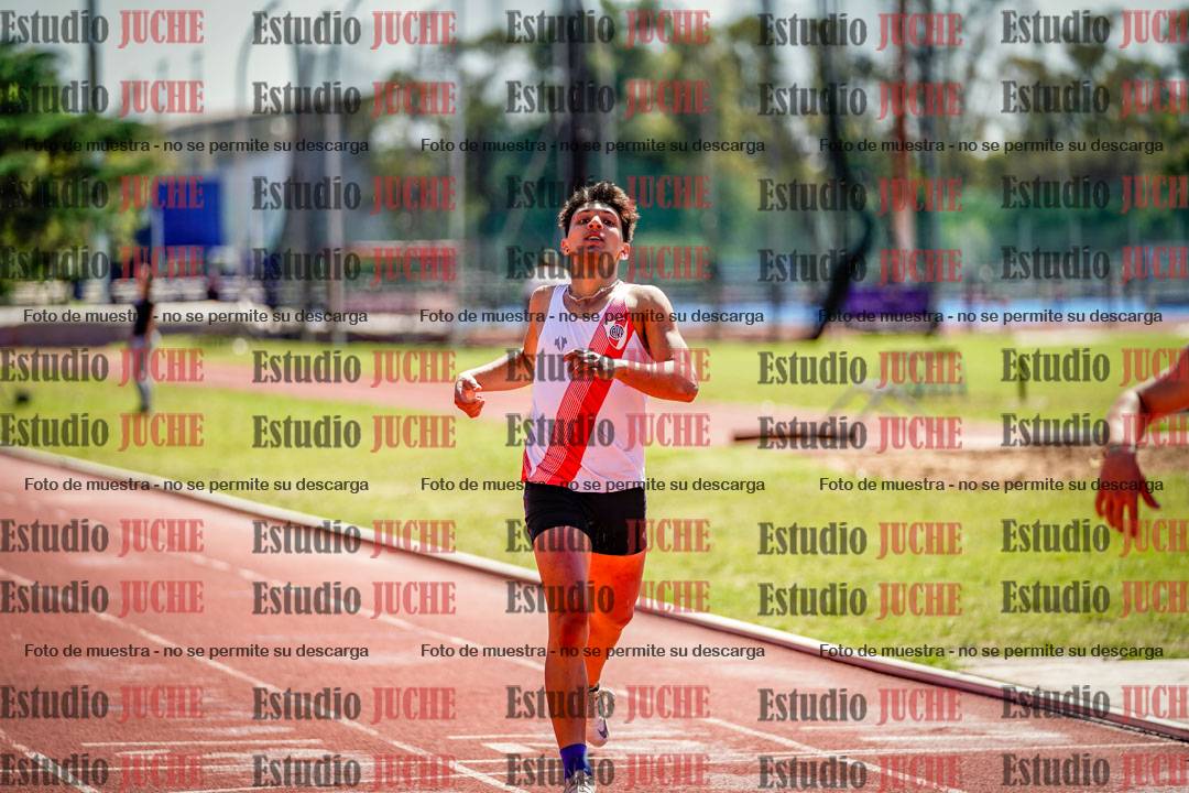 Fotos de los 400 m con vallas de varones
