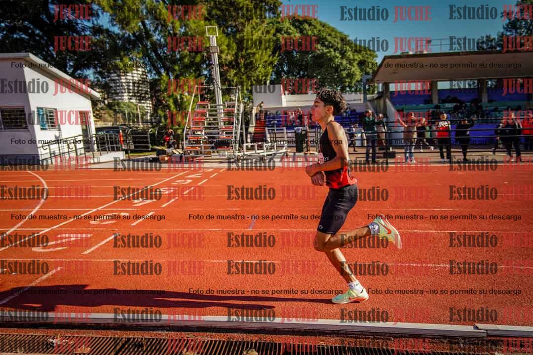 Fotos de los 2400 m de varones
