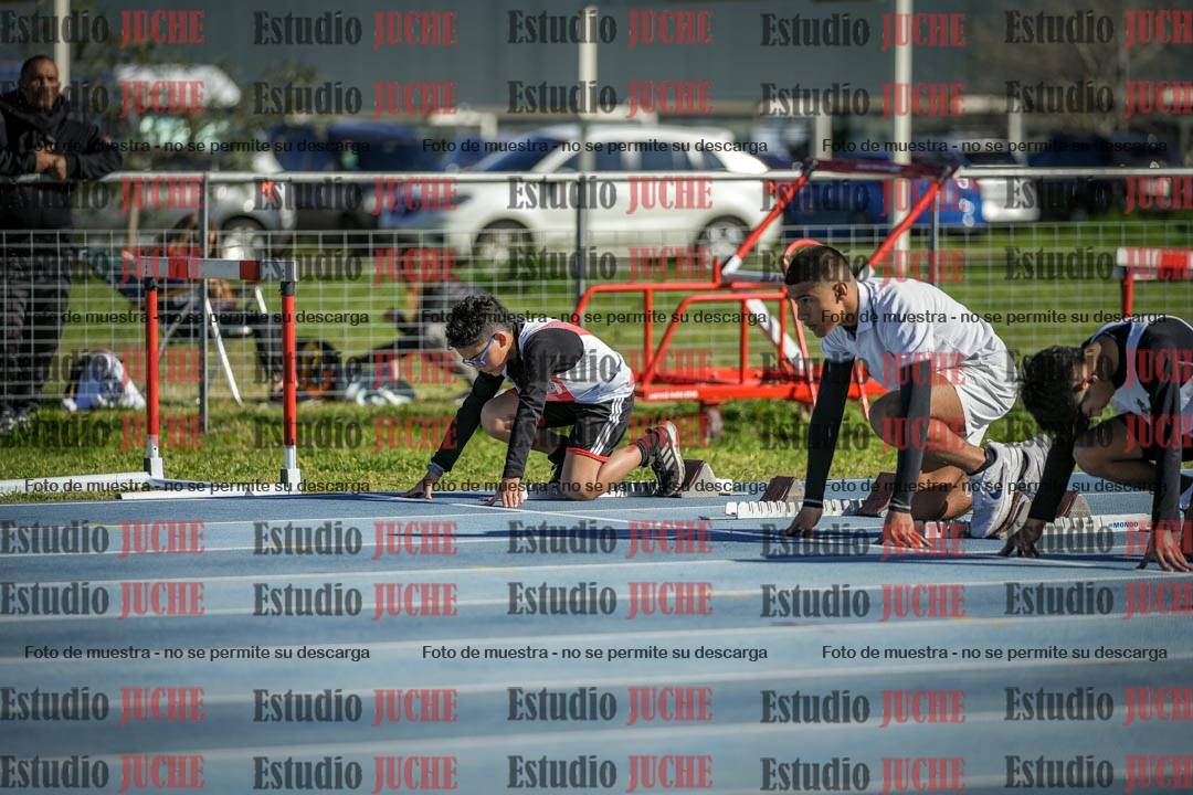 Fotos de los 80 m llanos de varones - U14