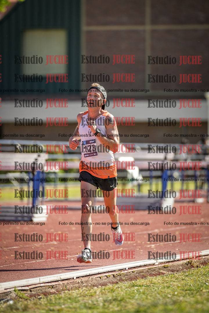 Fotos de los 10.000 m de varones - serie 1