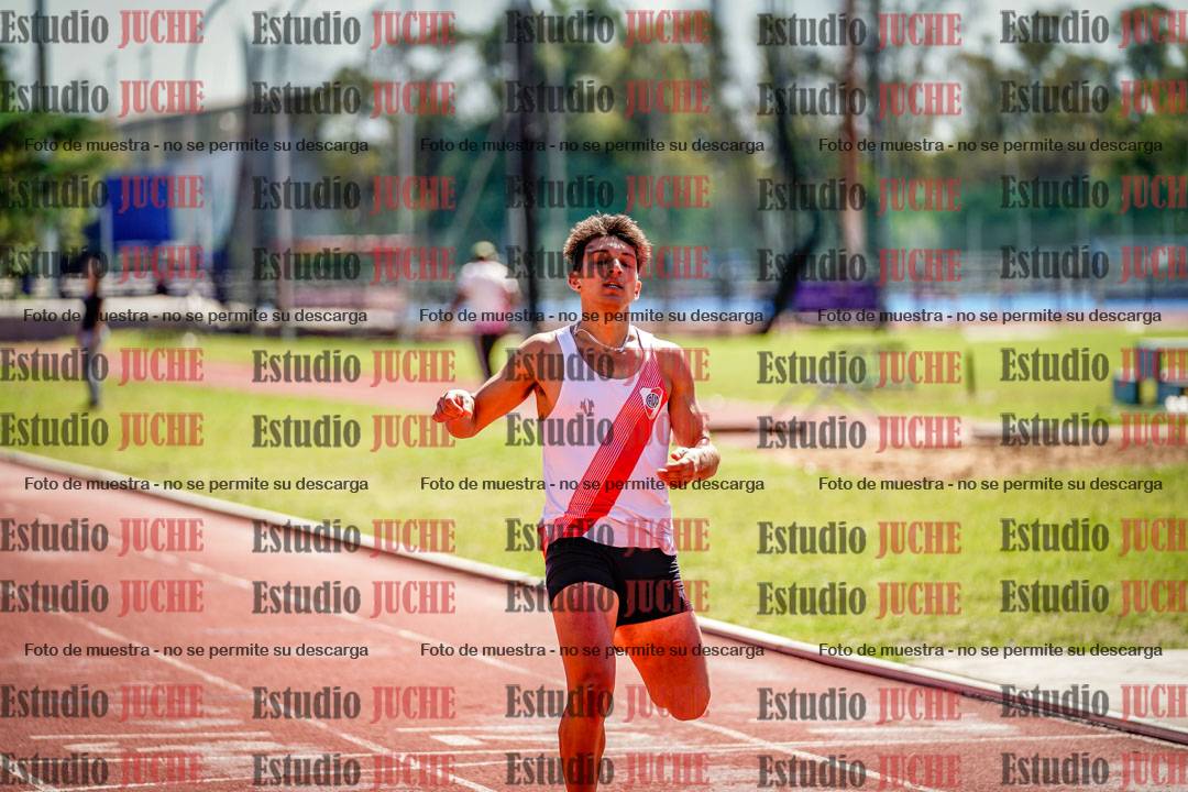 Fotos de los 400 m con vallas de varones
