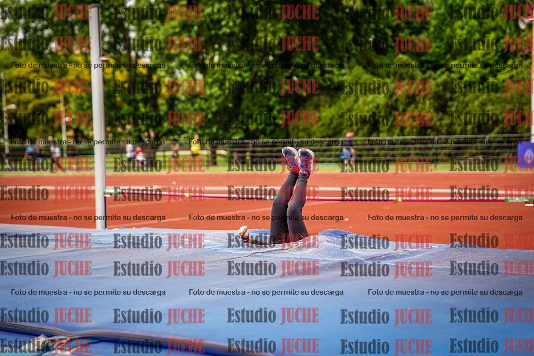 Fotos del salto en alto de mujeres