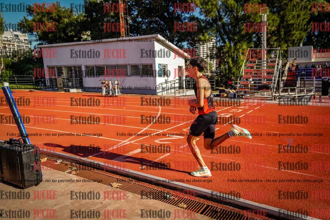 Fotos de los 2400 m de varones