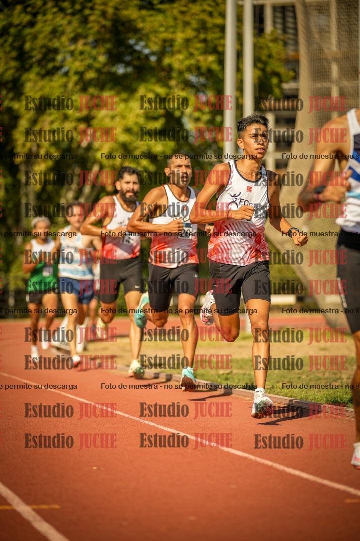 Fotos de los 3000 m llanos de varones