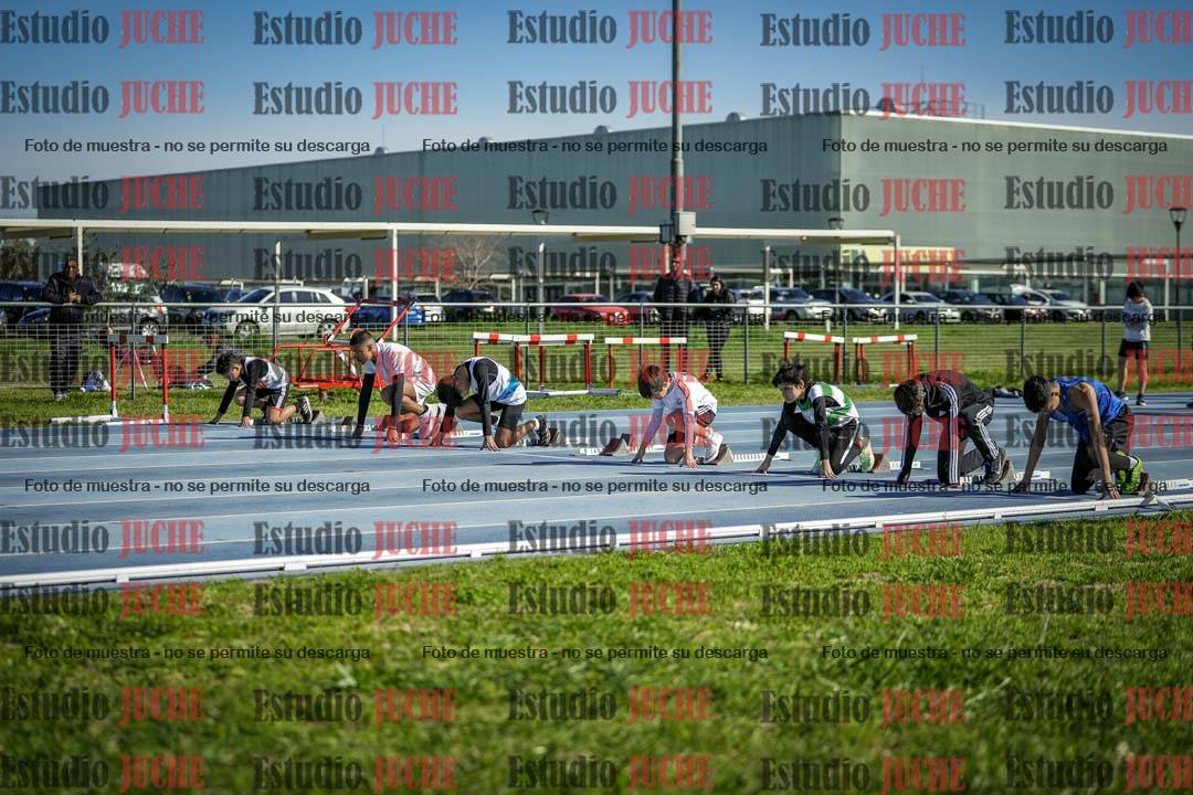 Fotos de los 80 m llanos de varones - U14