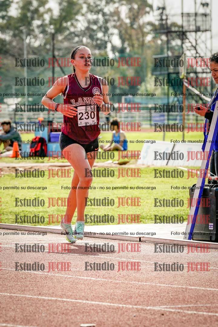 Fotos de los 1500 m con obstáculos de mujeres