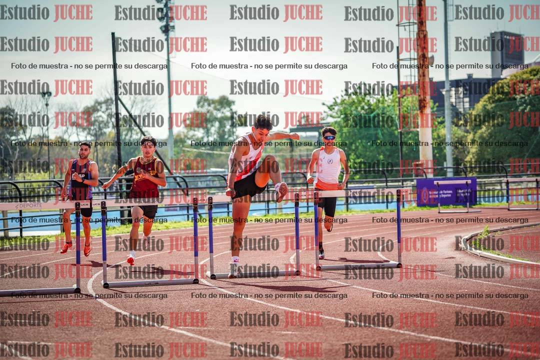 Fotos de los 400 m con vallas de varones