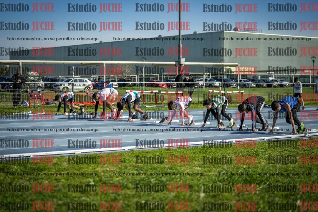 Fotos de los 80 m llanos de varones - U14