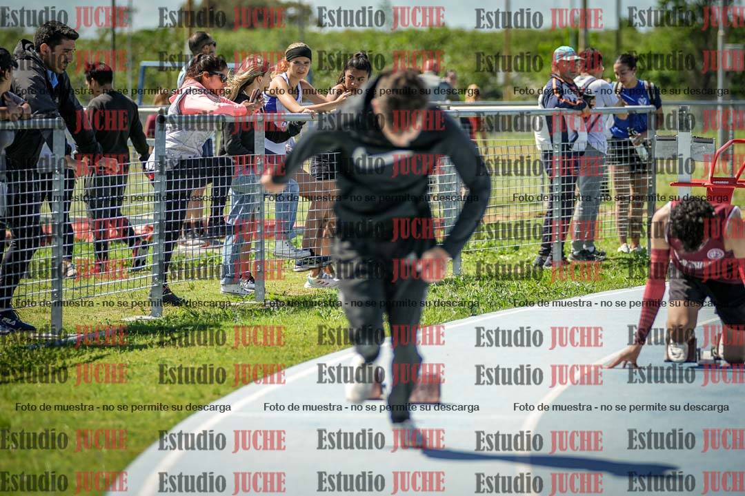 Fotos de los 200 m llanos de varones