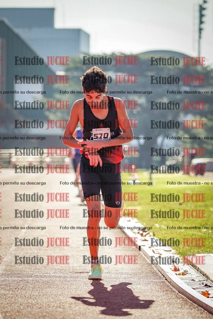 Fotos de los 2400 m de varones