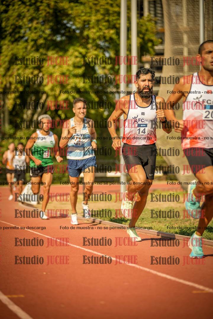 Fotos de los 3000 m llanos de varones