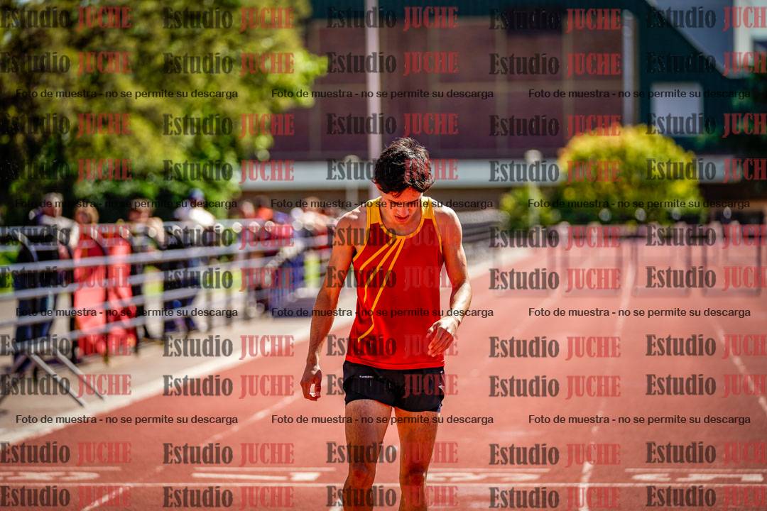 Fotos de los 400 m con vallas de varones