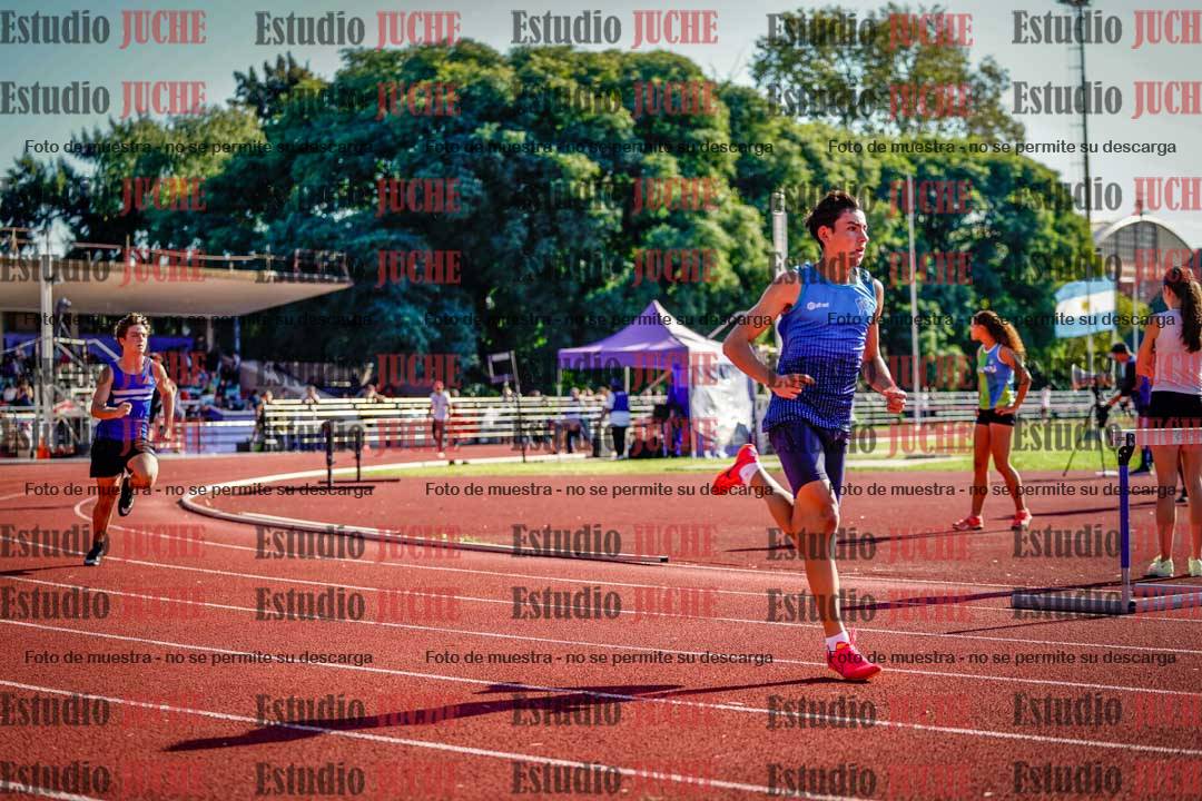 Fotos de los 400 m con vallas de varones