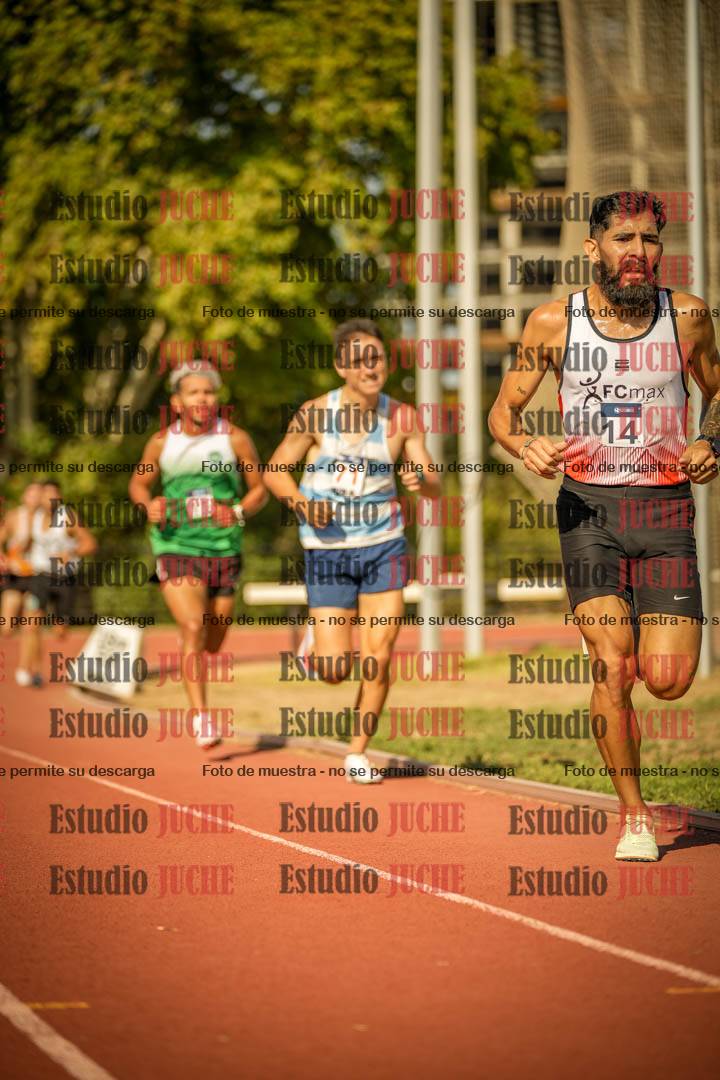Fotos de los 3000 m llanos de varones
