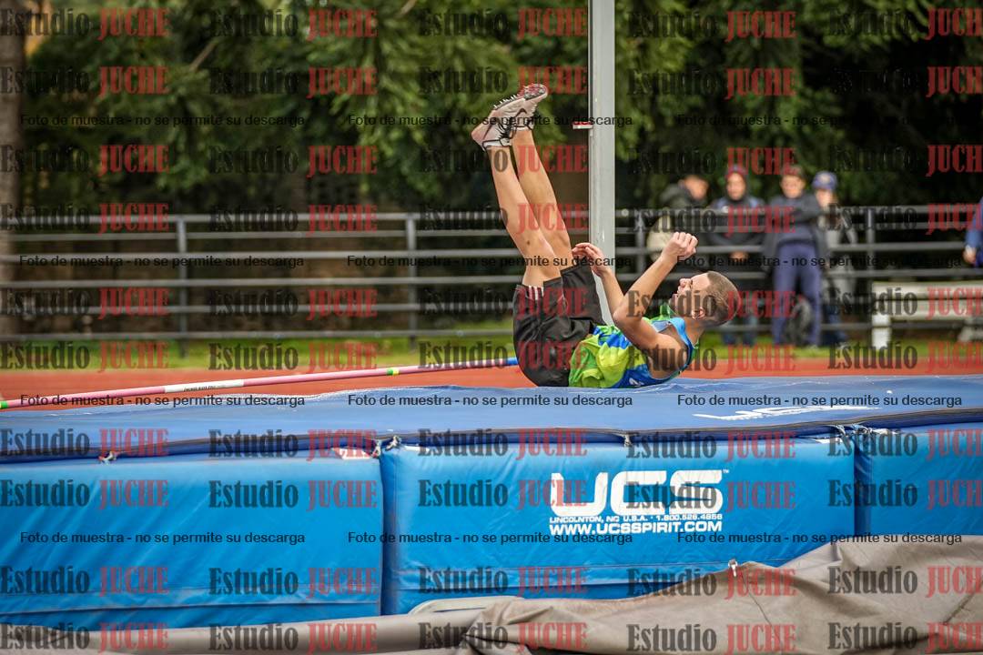 Fotos del salto en alto de varones