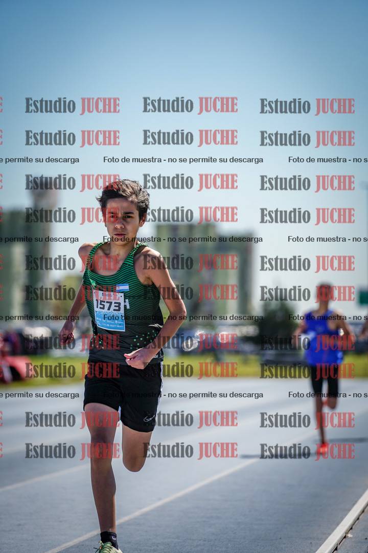 Fotos de los 600 m llanos de varones
