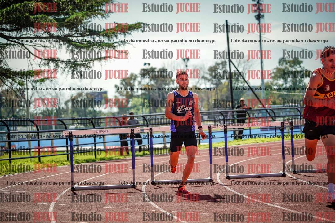 Fotos de los 400 m con vallas de varones