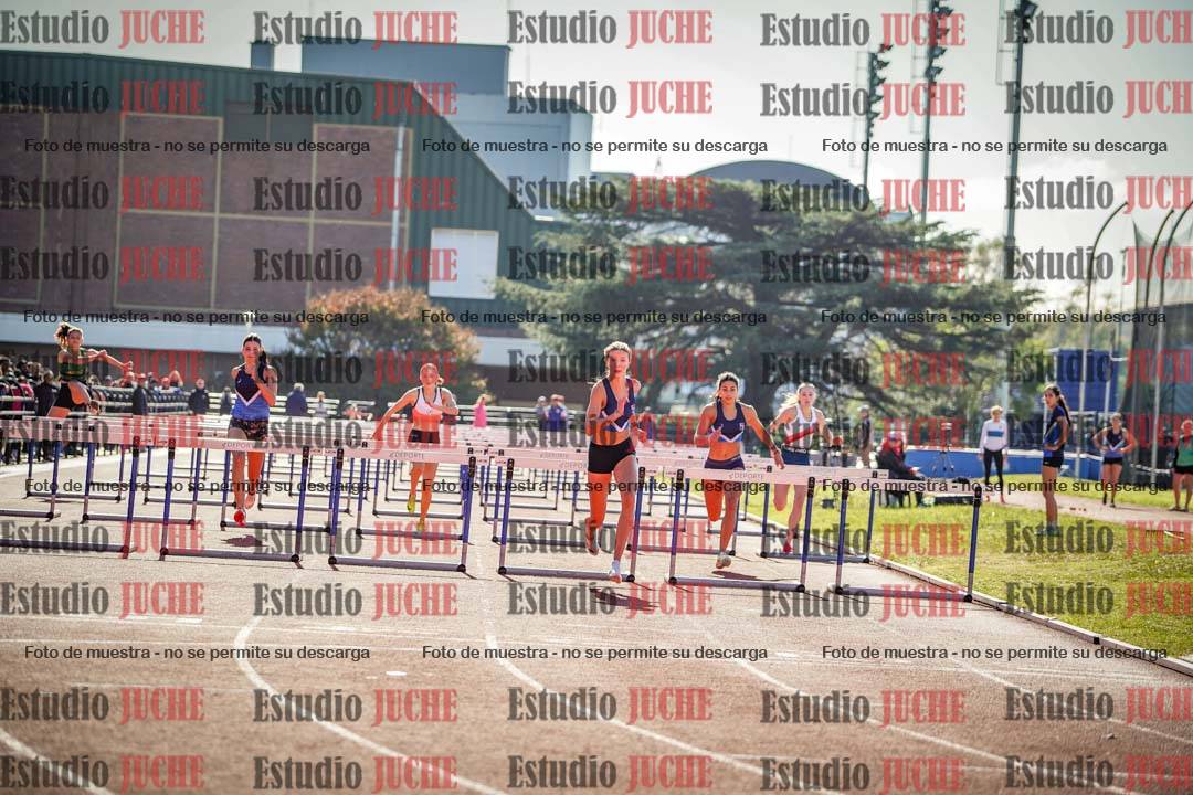 Fotos de los 100 m con vallas de mujeres
