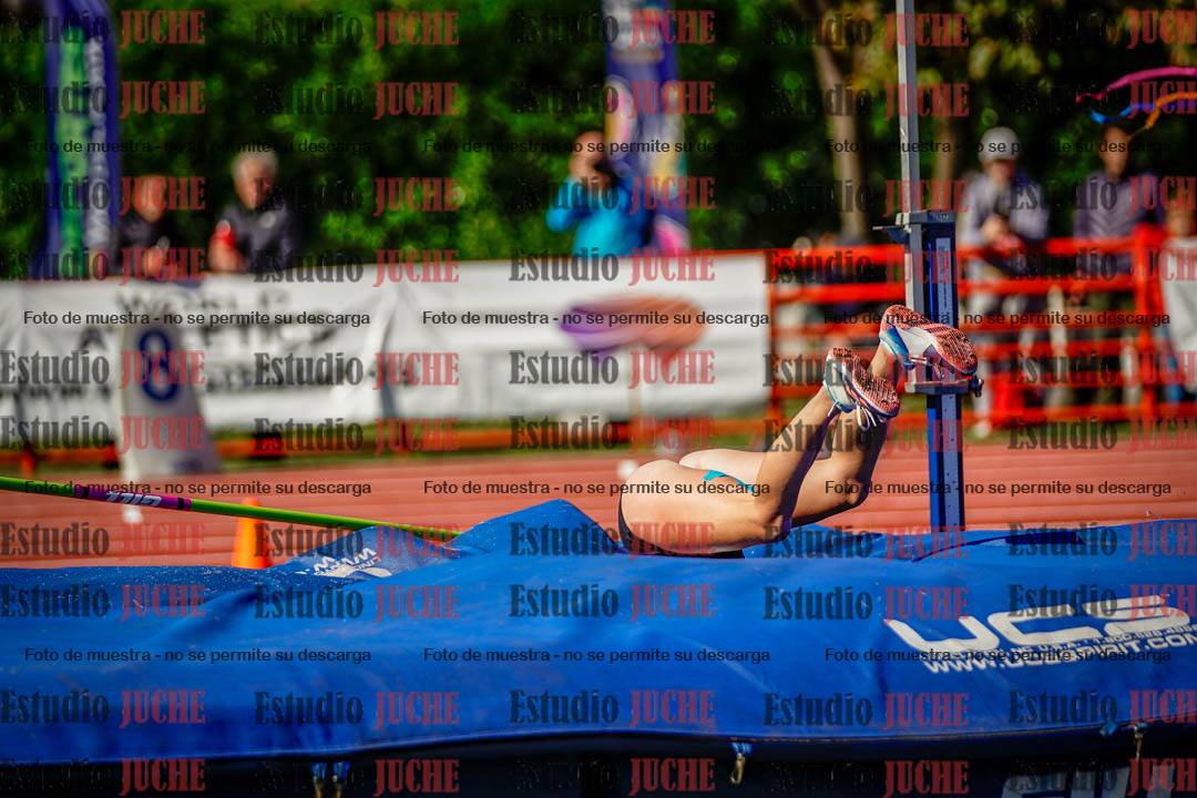 Fotos del salto en alto de mujeres - hepta 2