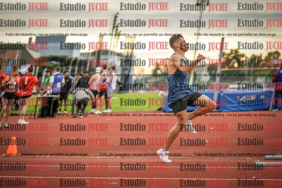 Fotos de los 400 m con vallas de varones