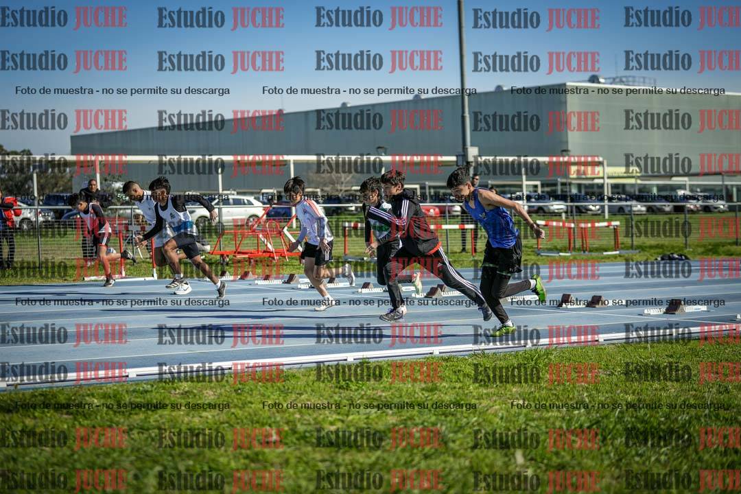 Fotos de los 80 m llanos de varones - U14