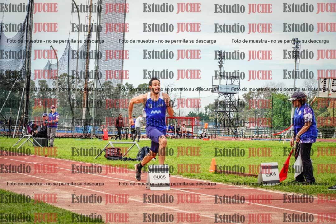 Fotos del salto triple de varones
