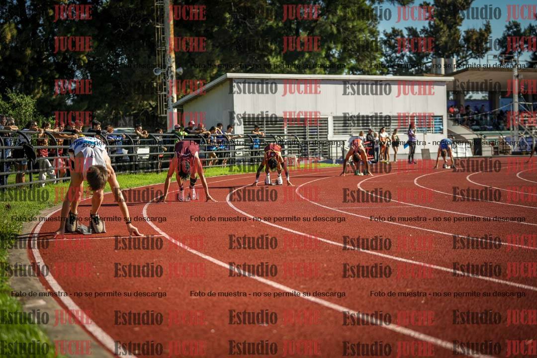 Fotos de los 400 m con vallas de varones