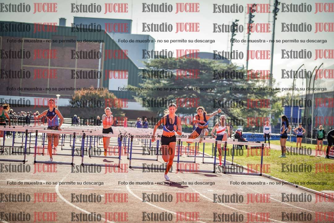 Fotos de los 100 m con vallas de mujeres