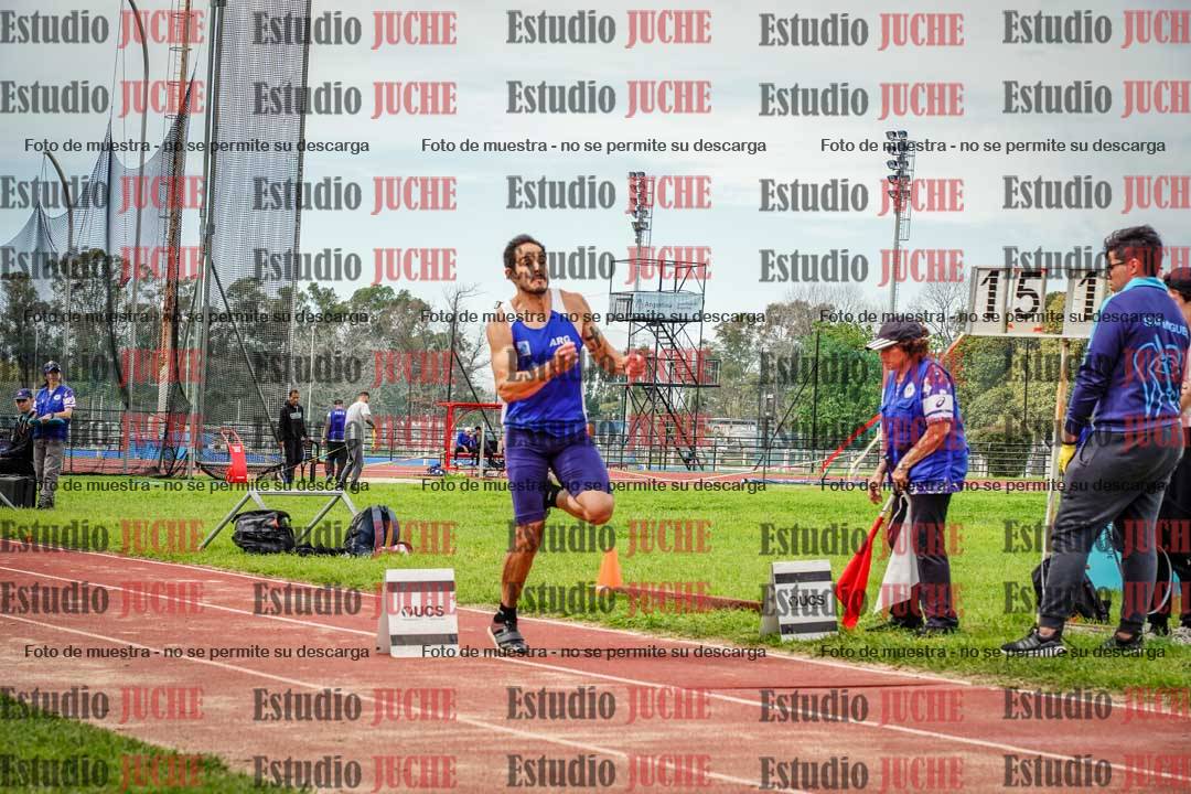 Fotos del salto triple de varones