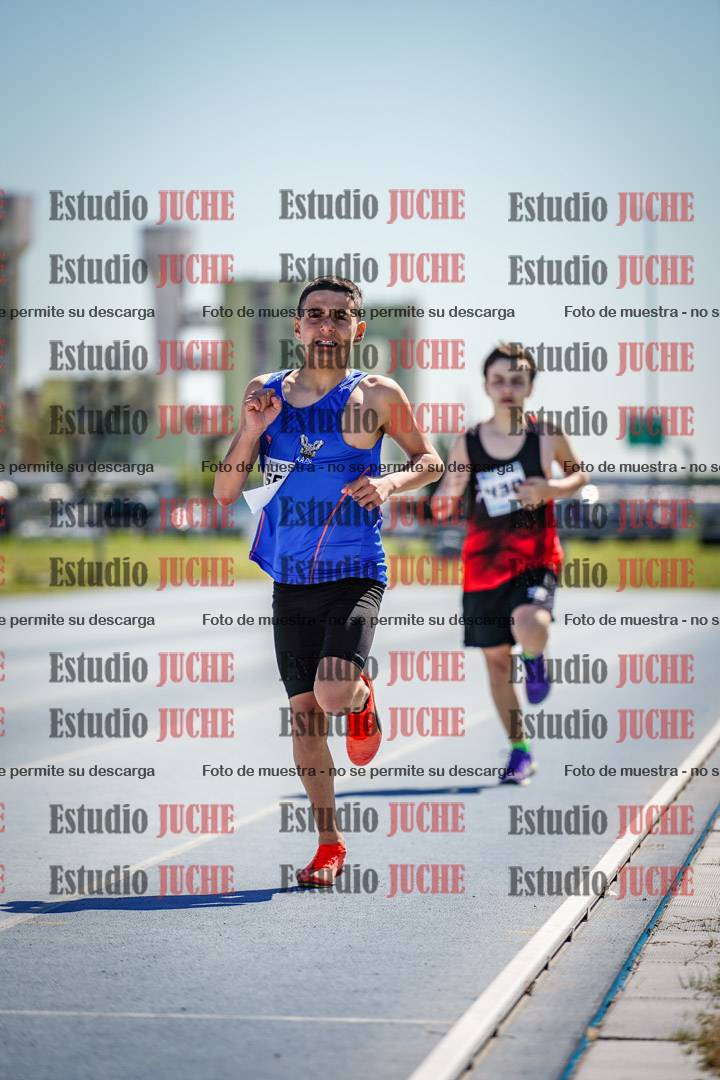 Fotos de los 600 m llanos de varones