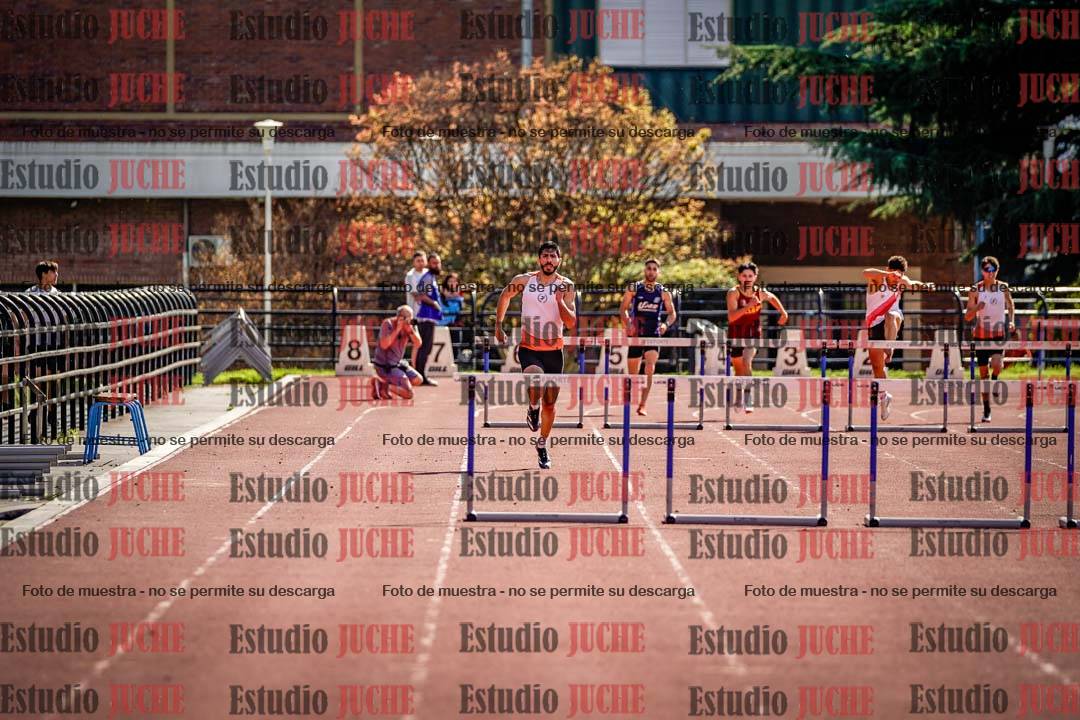 Fotos de los 400 m con vallas de varones