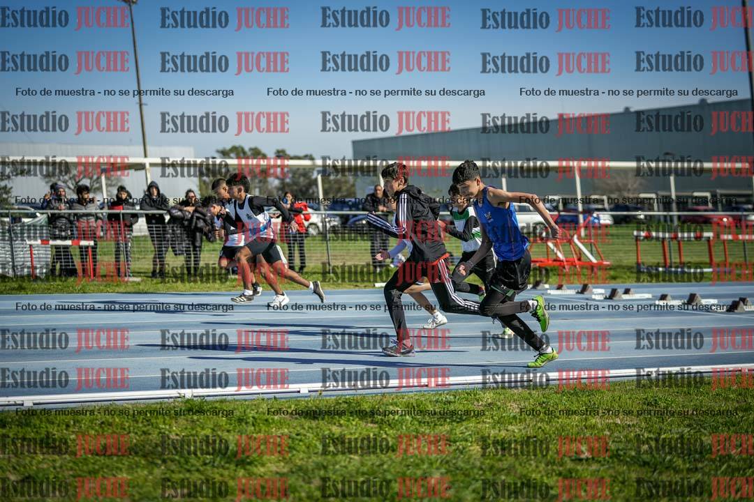 Fotos de los 80 m llanos de varones - U14
