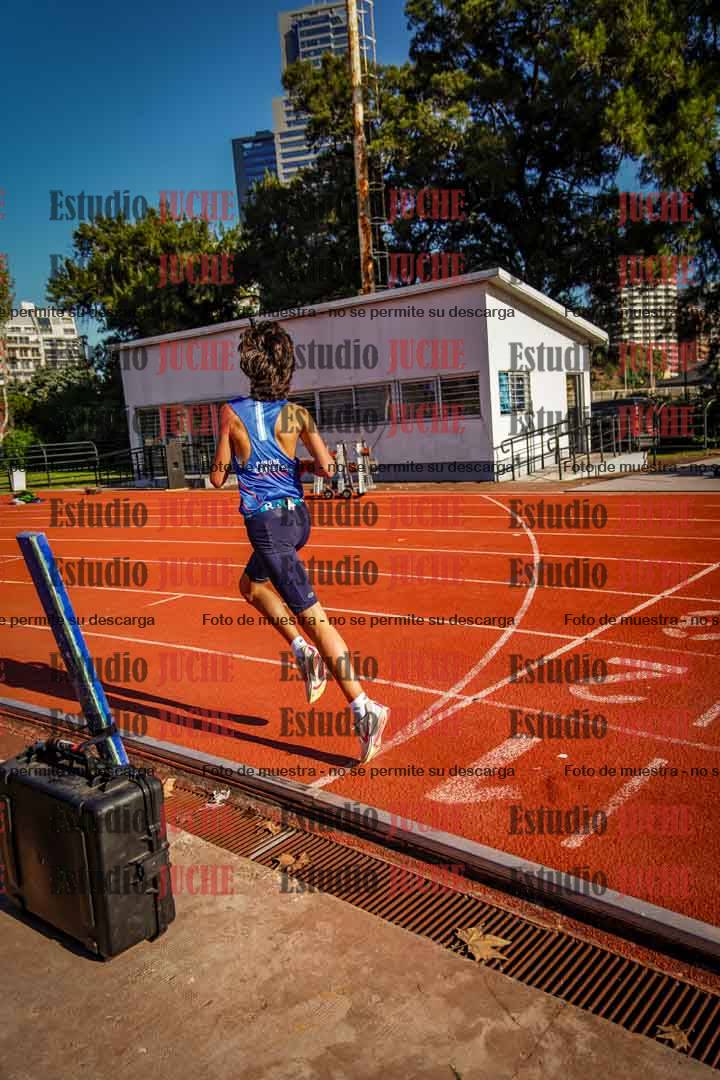 Fotos de los 2400 m de varones