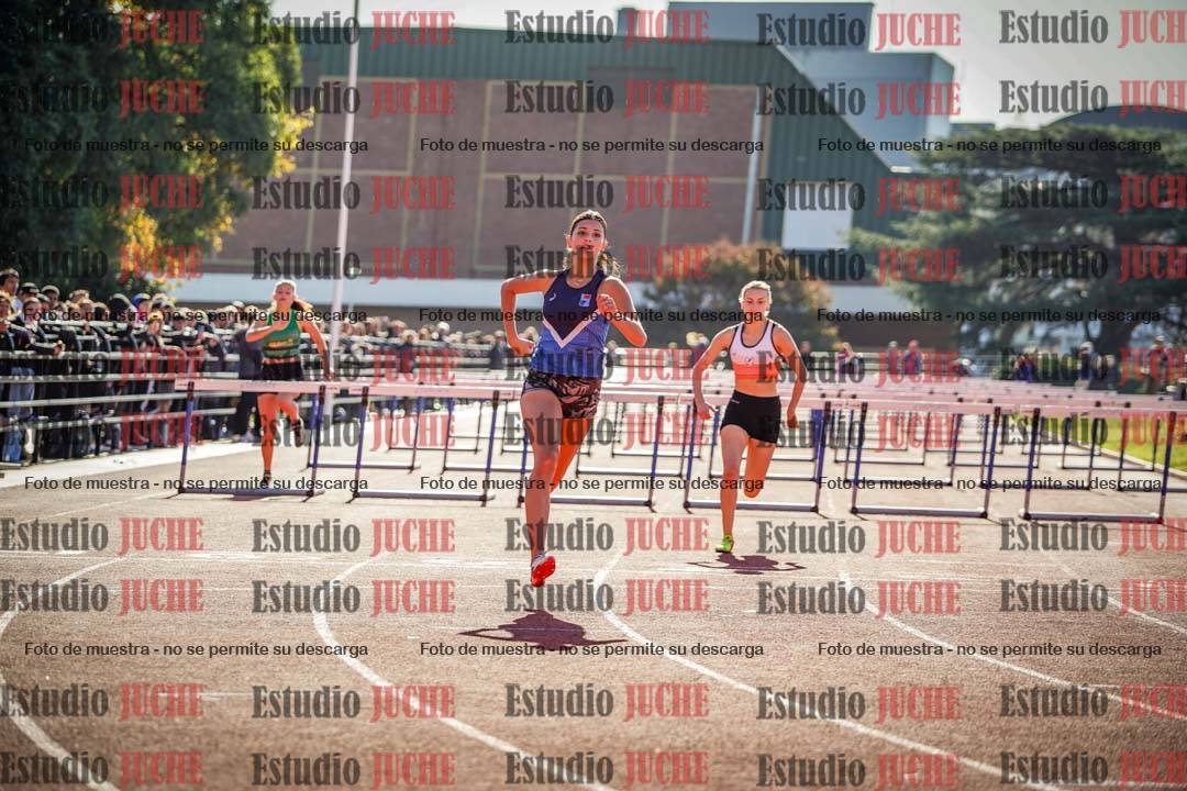 Fotos de los 100 m con vallas de mujeres