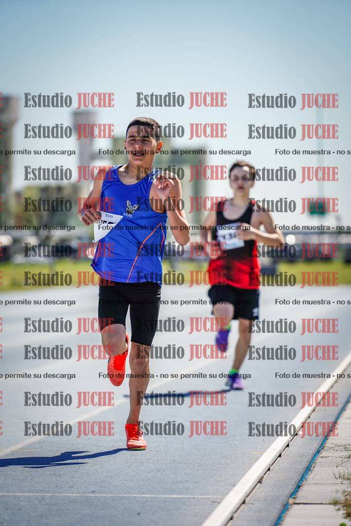 Fotos de los 600 m llanos de varones