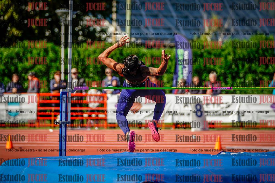 Fotos del salto en alto de mujeres - hepta 2