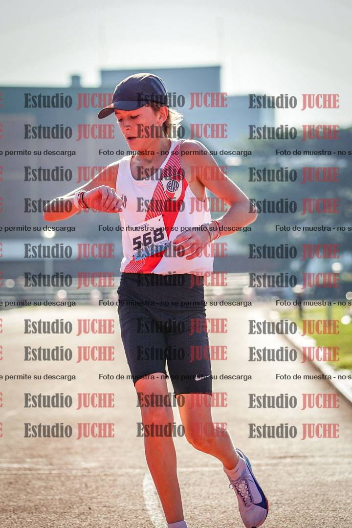 Fotos de los 2400 m de varones