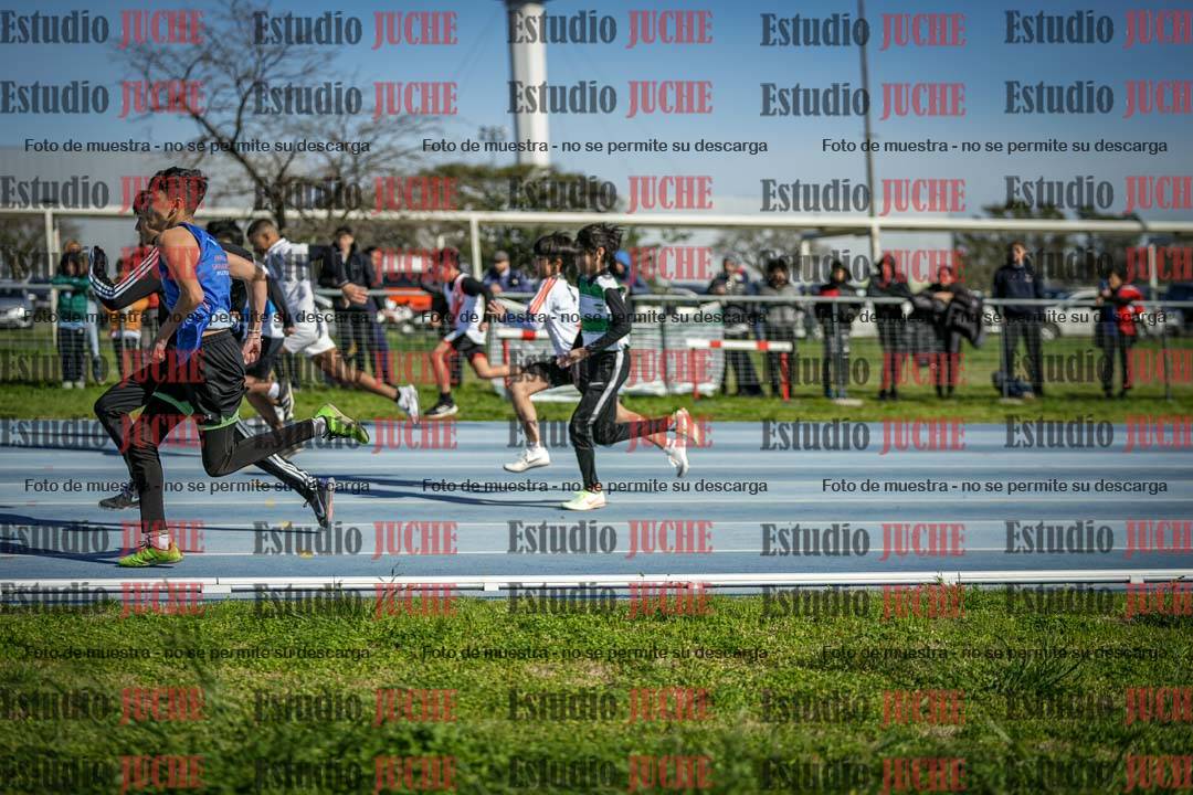 Fotos de los 80 m llanos de varones - U14