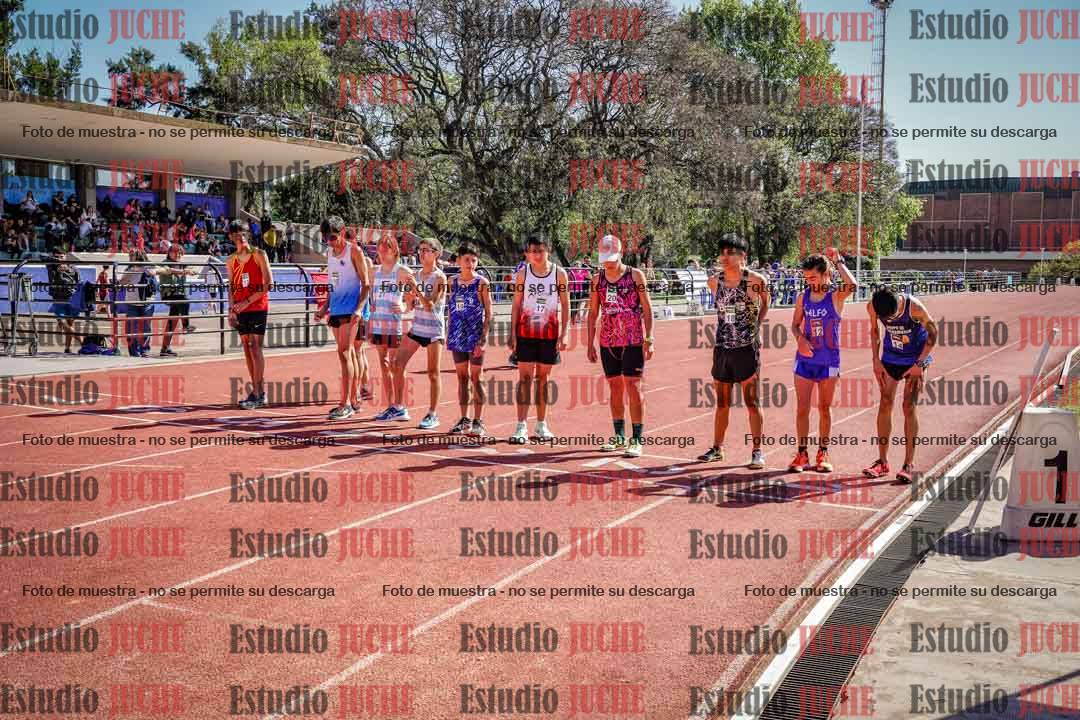 Fotos de los 2400 m de varones