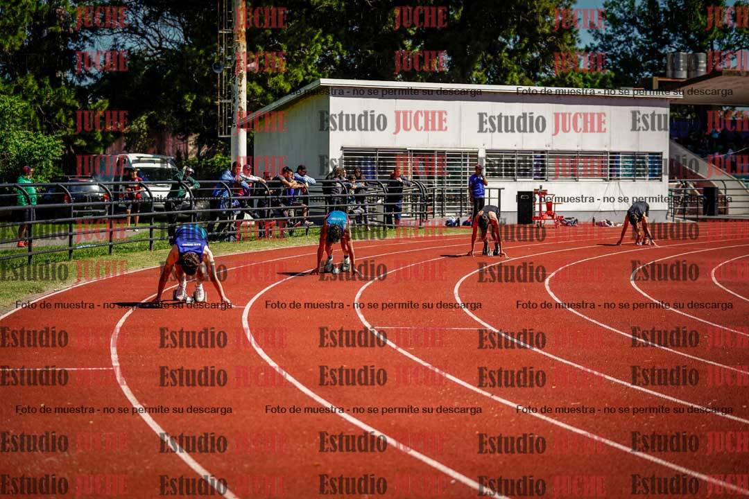 Fotos de los 400 m con vallas de varones