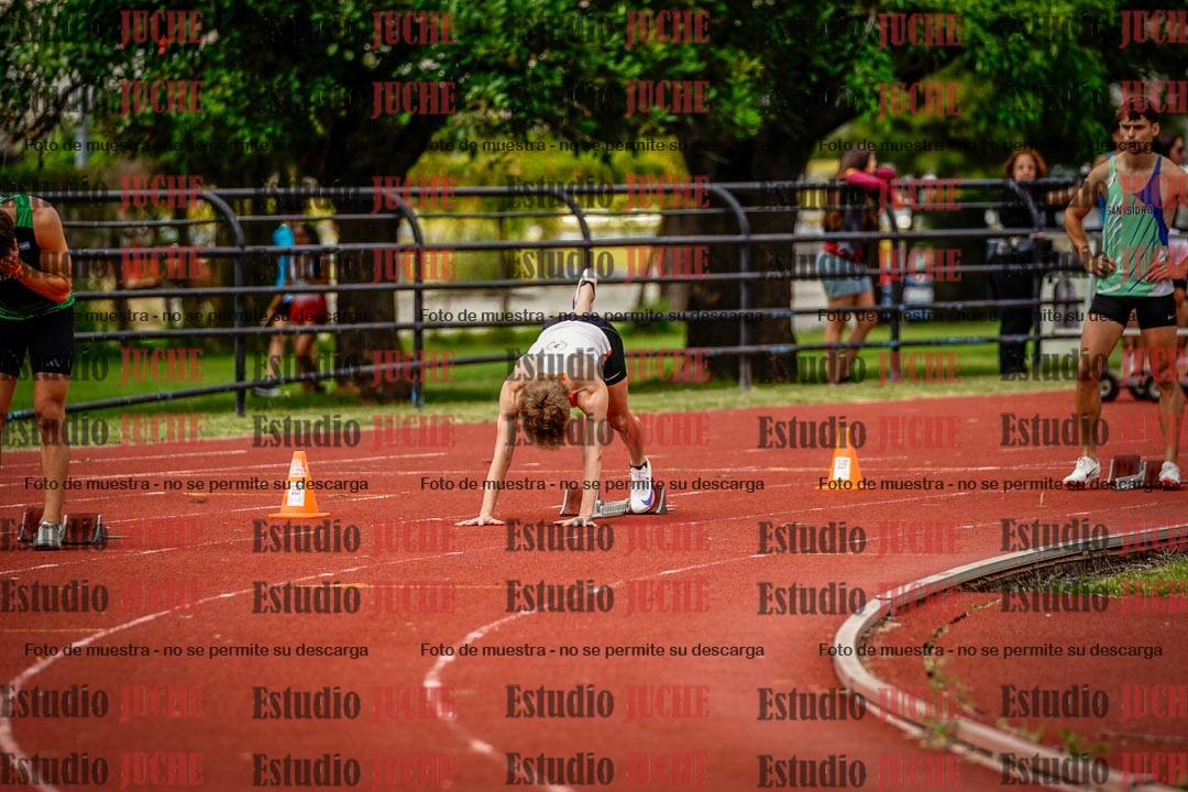 Fotos de los 200 m llanos de varones