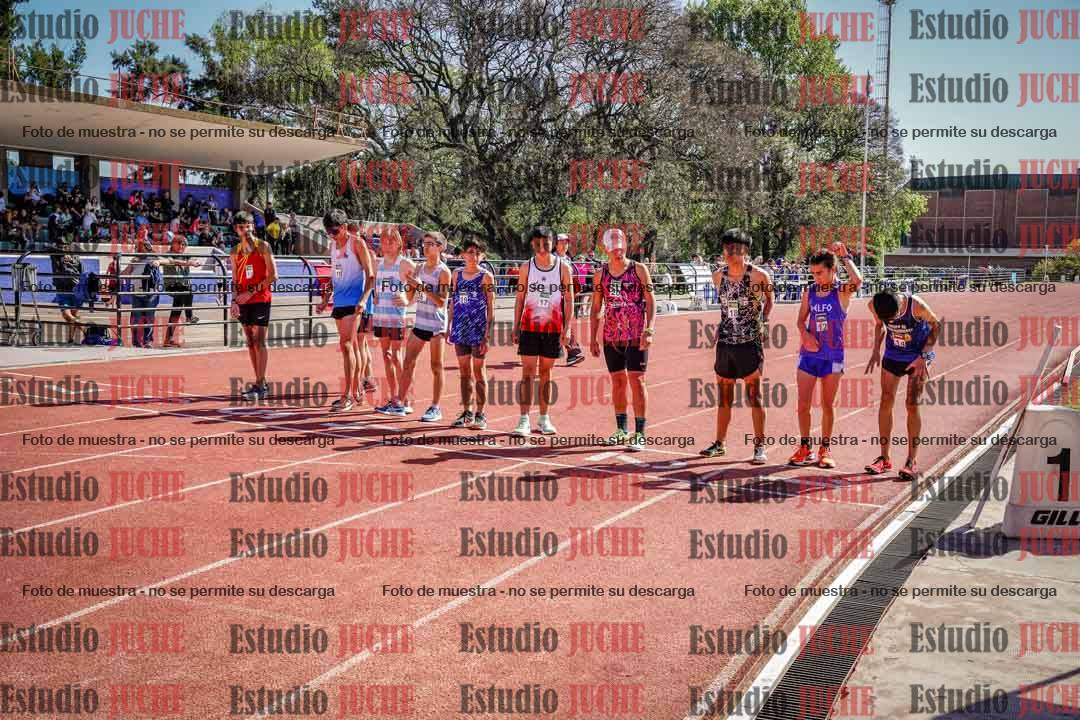 Fotos de los 2400 m de varones