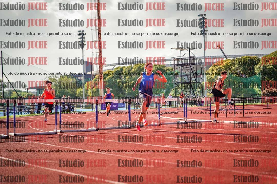 Fotos de los 400 m con vallas de varones